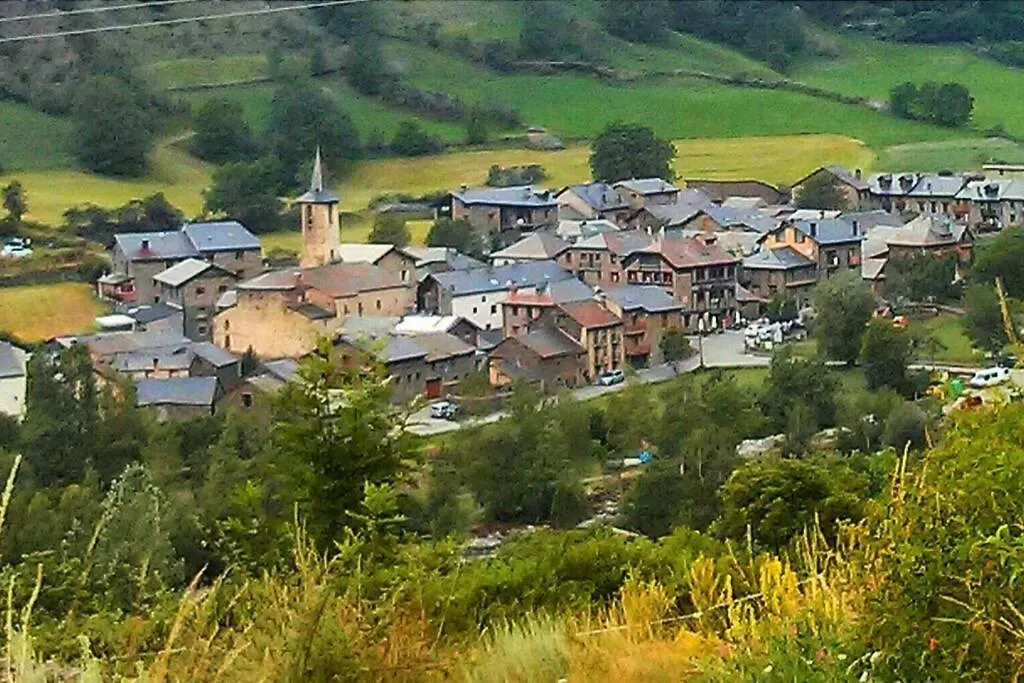 Dúplex con Jardin comunitario en Àreu Pallars Sobirà Apartamento